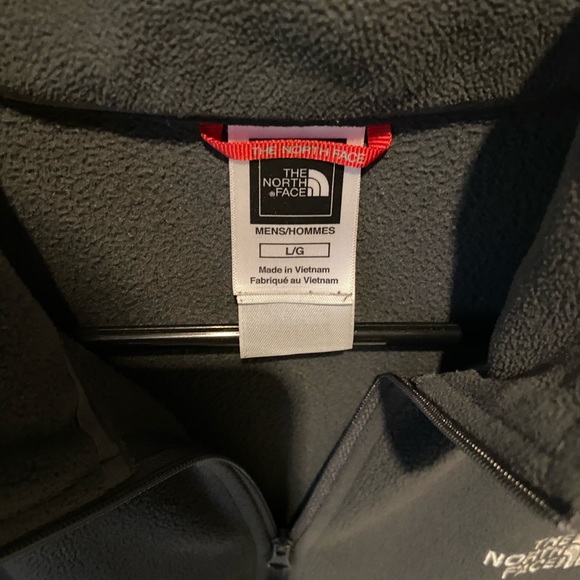 North face pullover - Picture 3 of 3